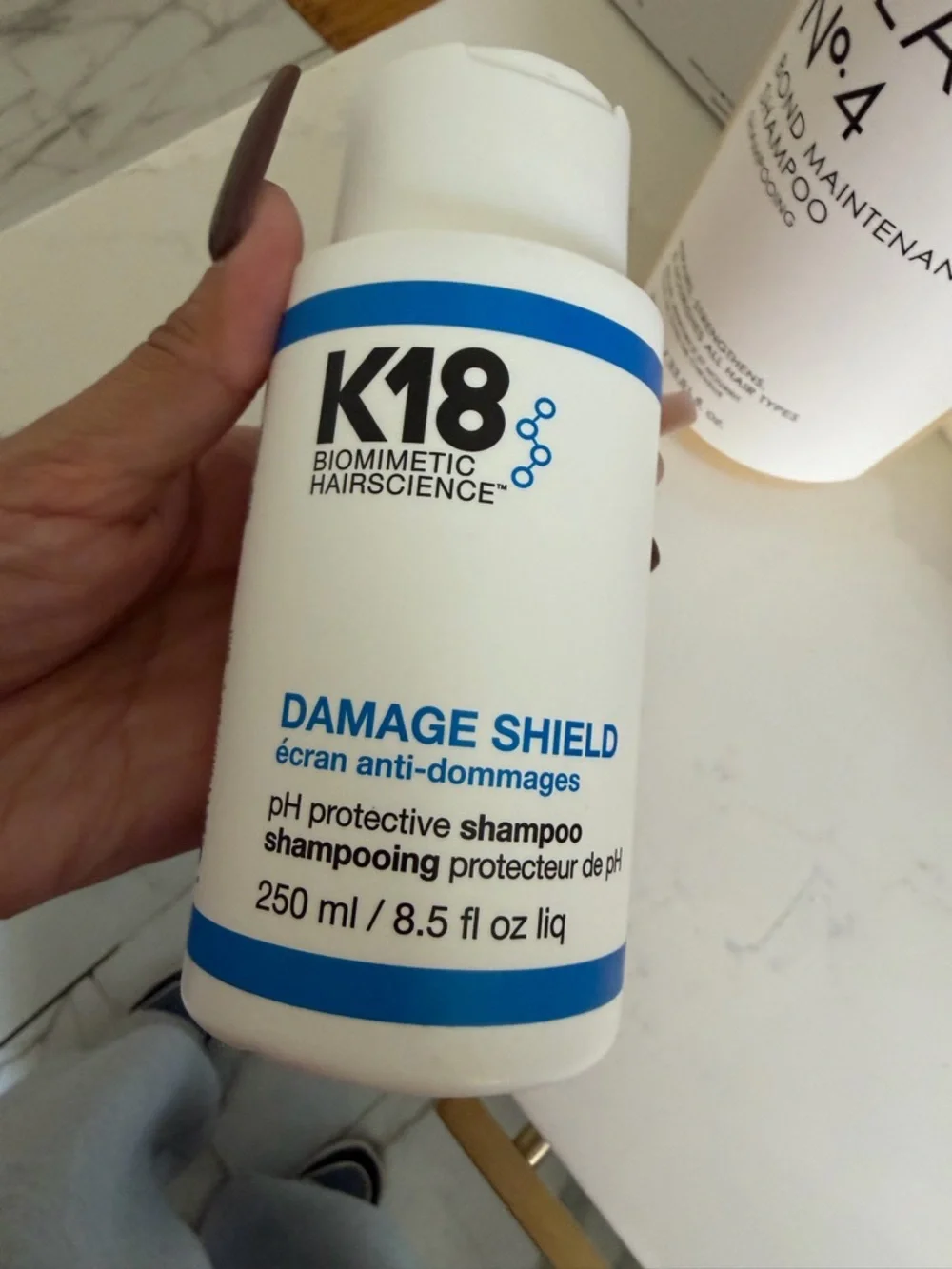 K18 Damage Shield pH Protective Shampoo - White/Blue - Picture 3 of 6